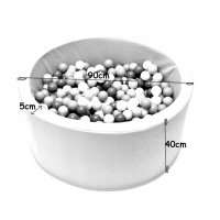 Bollpool med 200 färgglada bollar på 6 cm och 90 cm diameter.